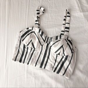 American Eagle Crop top